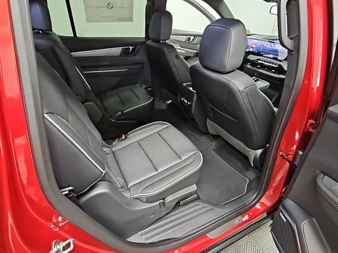 New 2025 Buick Enclave Sport Touring w/ Power Package image 38