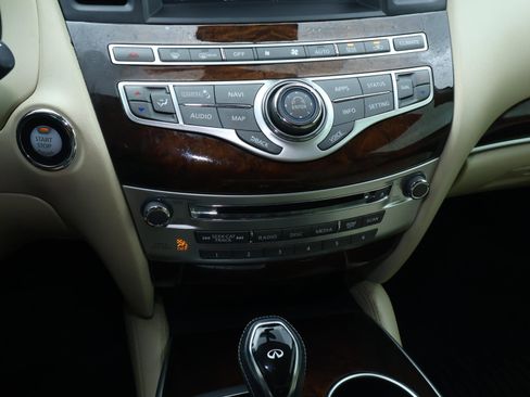 Used 2018 INFINITI QX60 FWD w/ Deluxe Technology Package image 29