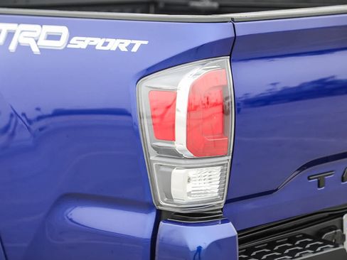 Certified 2023 Toyota Tacoma TRD Sport image 10