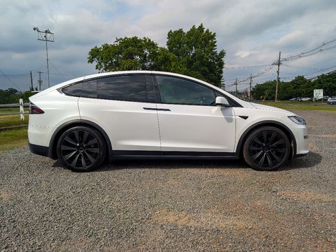 Used 2022 Tesla Model X AWD/4WD image 5