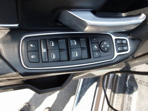 Used 2024 RAM 2500 Big Horn image 13