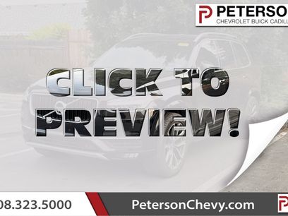 Used 2018 Volvo XC90 T6 Momentum w/ Convenience Package