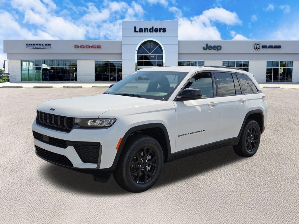 New 2026 Jeep Grand Cherokee Altitude RWD image 5