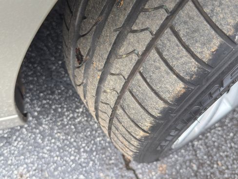 Used 2008 BMW 650i Convertible image 97