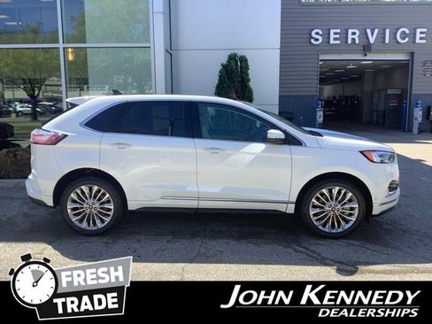 Certified 2022 Ford Edge Titanium w/ Equipment Group 301A AWD/4WD image 2