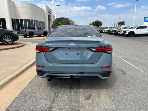 Used 2025 Nissan Sentra SR FWD image 6