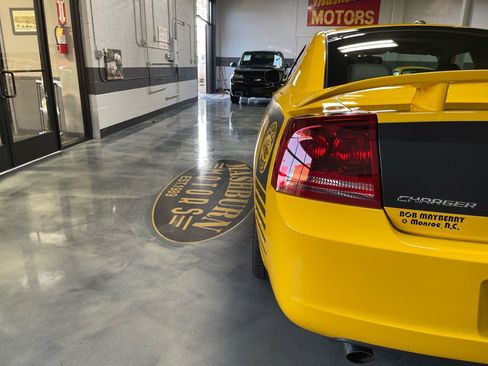 Used 2007 Dodge Charger SRT8 w/ SRT Option Group III image 14