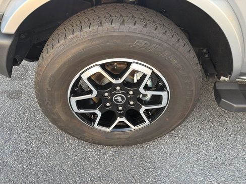 Used 2024 Ford Bronco Outer Banks AWD/4WD image 37