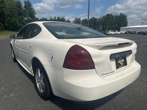 Used 2007 Pontiac Grand Prix w/ Preferred Package FWD image 5