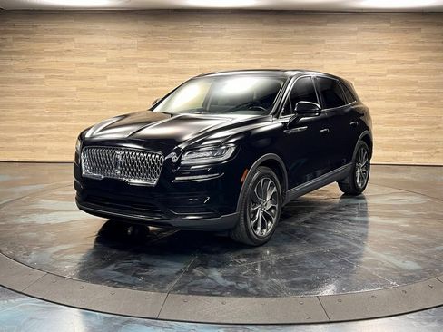 Used 2023 Lincoln Nautilus Reserve w/ Luxury Package AWD/4WD image 6