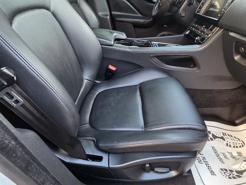 Used 2017 Jaguar F-PACE 35t AWD - Hard to find - Must image 24