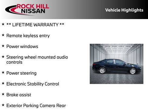 Used 2025 Toyota Camry LE FWD image 5