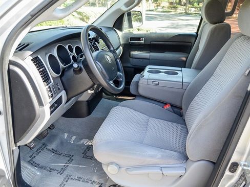 Used 2010 Toyota Tundra 2WD Double Cab image 18