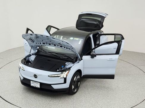 New 2026 Volvo EX30 Plus image 13