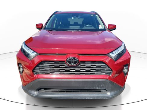 Used 2022 Toyota RAV4 XLE Premium FWD image 2