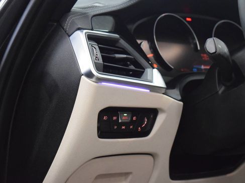 Used 2020 BMW 330i Sedan w/ M Sport Package image 32