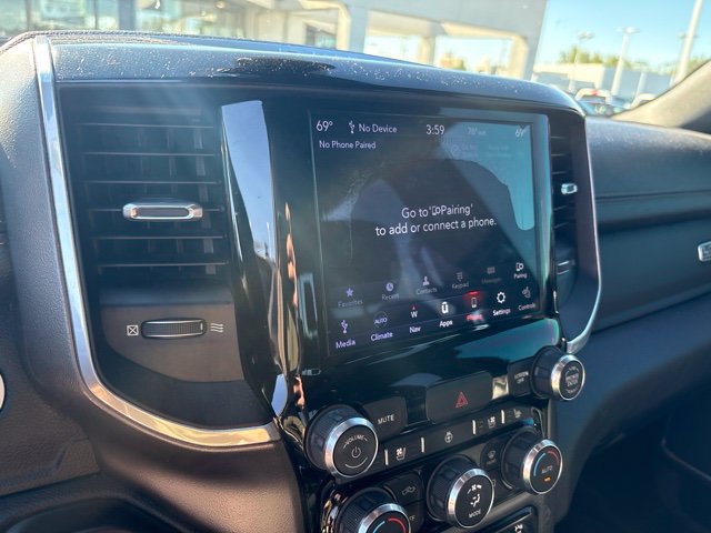 Used 2020 RAM 1500 Laramie AWD/4WD image 18