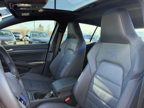 Used 2024 Volkswagen Golf R 2.0T image 16