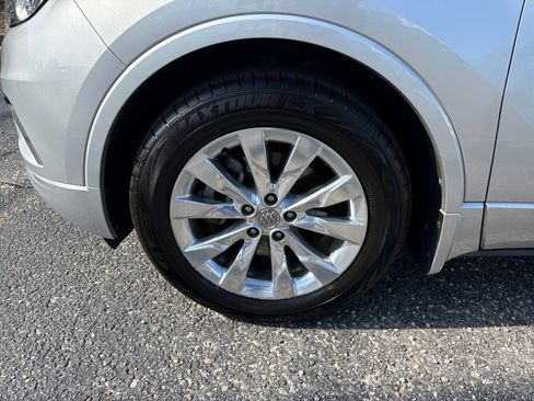 Used 2018 Buick Envision Essence w/ LPO, Hit The Road Package FWD image 27