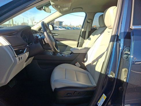 Certified 2022 Cadillac XT4 Luxury image 14