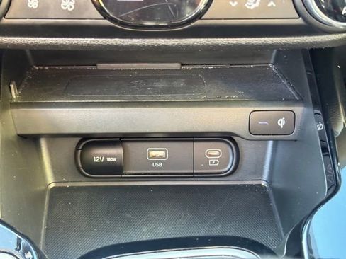 Certified 2023 Kia Soul EX FWD image 25