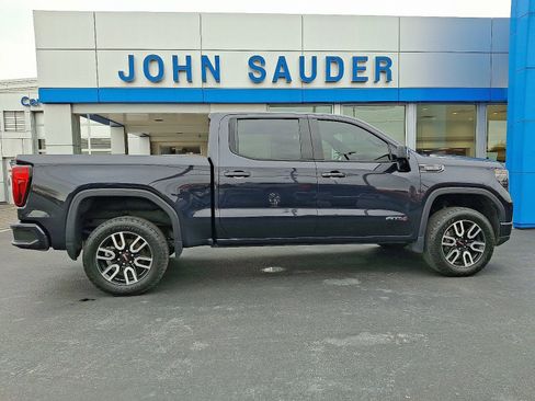 Used 2023 GMC Sierra 1500 AT4 w/ Technology Package image 7