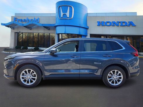 Used 2023 Honda CR-V EX image 4