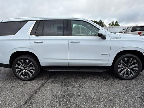 New 2026 Chevrolet Tahoe High Country w/ Sun And Tow Package AWD/4WD image 8