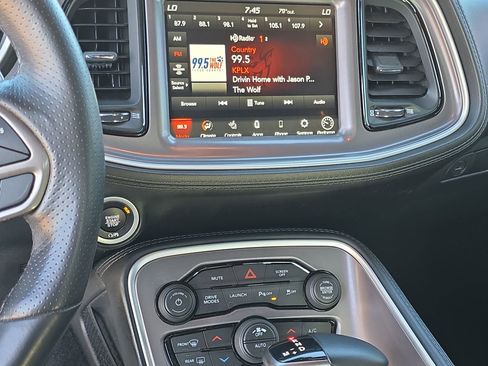 Used 2022 Dodge Challenger R/T Scat Pack w/ Dynamics Package image 17