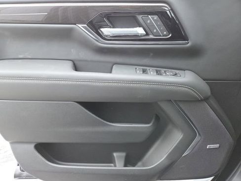 New 2026 GMC Yukon Elevation image 35