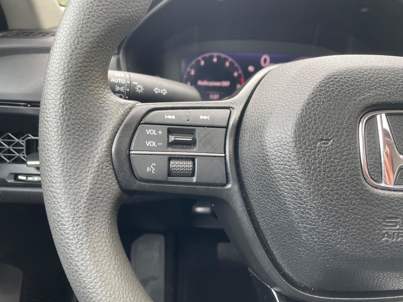 Used 2024 Honda Accord EX image 18