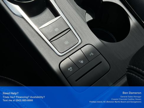 Used 2020 Ford Escape Titanium FWD image 47
