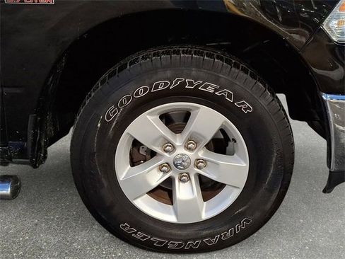 Used 2017 RAM 1500 Classic SLT image 14