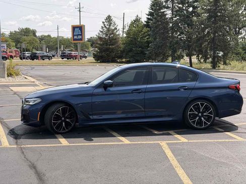 Used 2021 BMW 530i xDrive w/ M Sport Package AWD/4WD image 10