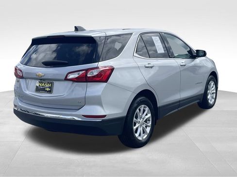 Used 2018 Chevrolet Equinox LT FWD image 3