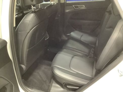 Certified 2023 Kia Sportage EX image 21