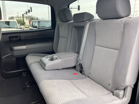 Used 2013 Toyota Tundra 4x4 CrewMax w/ Tow Pkg image 35