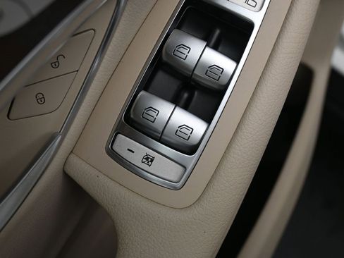 Used 2021 Mercedes-Benz GLC 300 4MATIC image 13