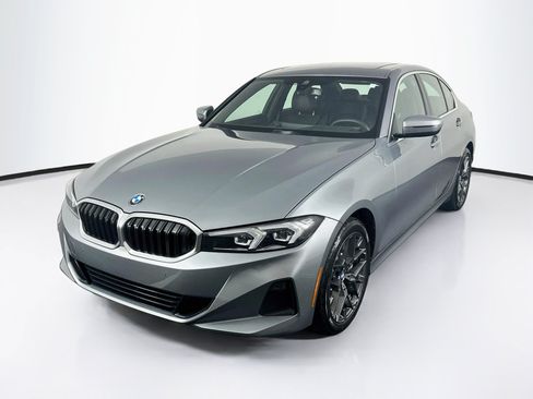 Used 2026 BMW 330i Sedan w/ Convenience Package RWD image 3