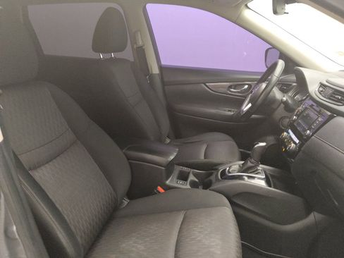 Used 2020 Nissan Rogue SV AWD/4WD image 21