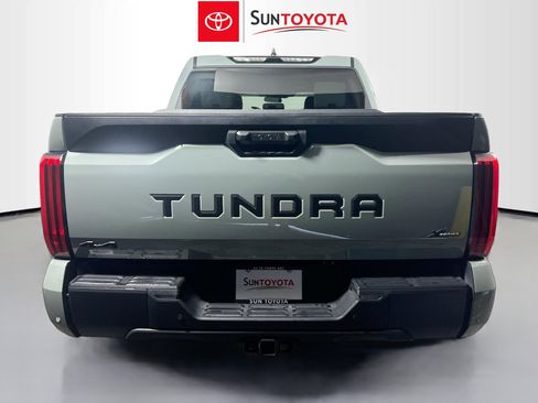 Used 2025 Toyota Tundra SR5 w/ SR5 Convenience Package AWD/4WD image 5