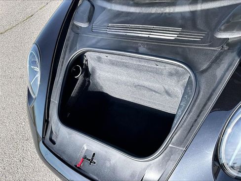 Certified 2024 Porsche 911 Carrera RWD image 24
