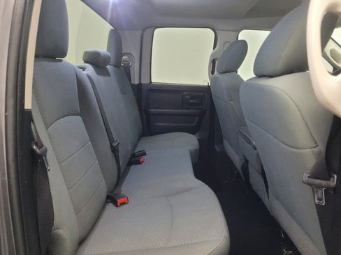 Used 2017 RAM 1500 ST RWD image 19