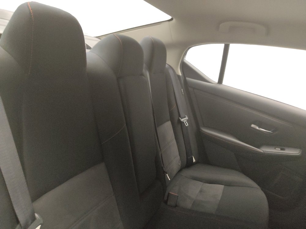 Used 2025 Nissan Sentra SR FWD image 19