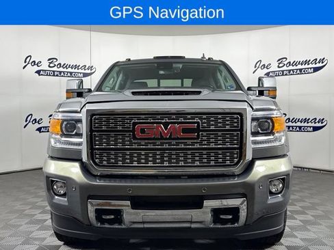 Used 2018 GMC Sierra 2500 Denali w/ Duramax Plus Package AWD/4WD image 4