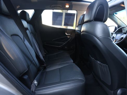 Used 2018 Hyundai Santa Fe Sport FWD image 27