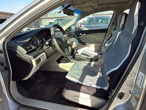 Used 2011 Acura TSX Sedan image 4