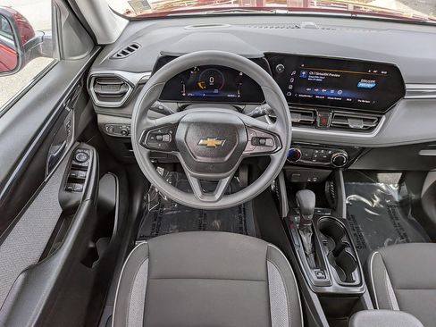 Certified 2024 Chevrolet TrailBlazer LT w/ Driver Confidence Package FWD image 15