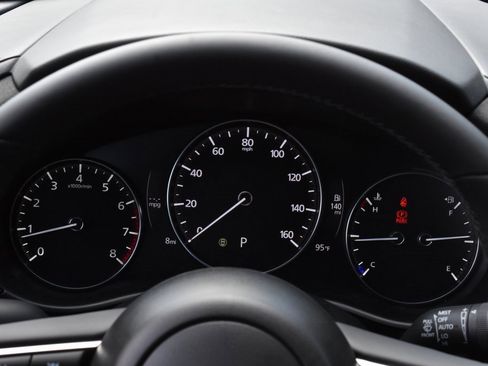 New 2025 MAZDA CX-30 Carbon image 28