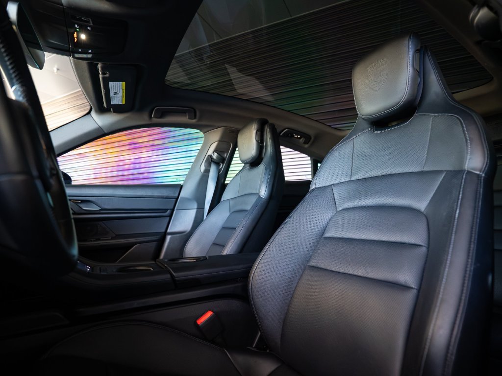 Certified 2022 Porsche Taycan RWD image 5